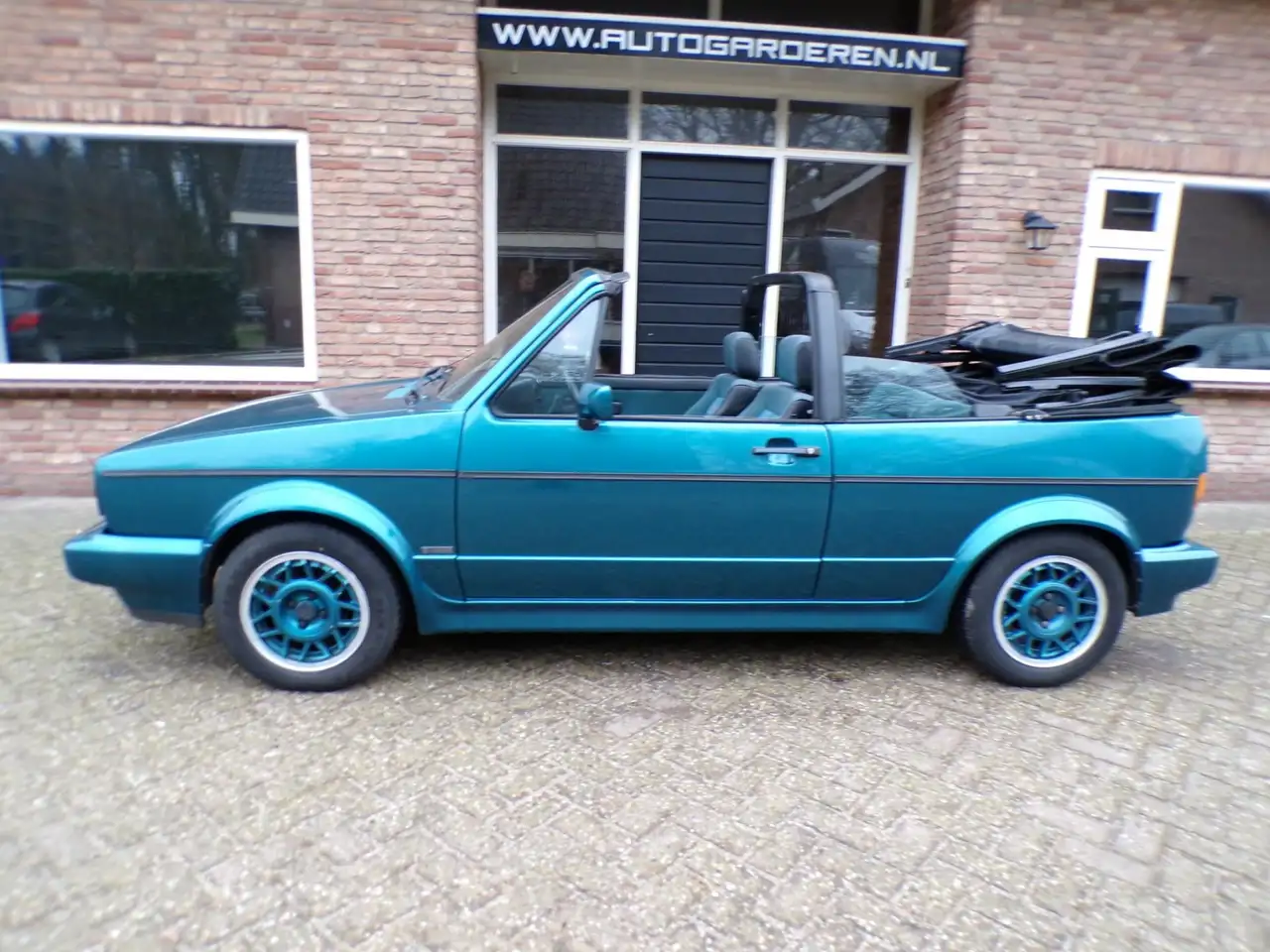 Volkswagen Golf Cabriolet 1.8, foto 2