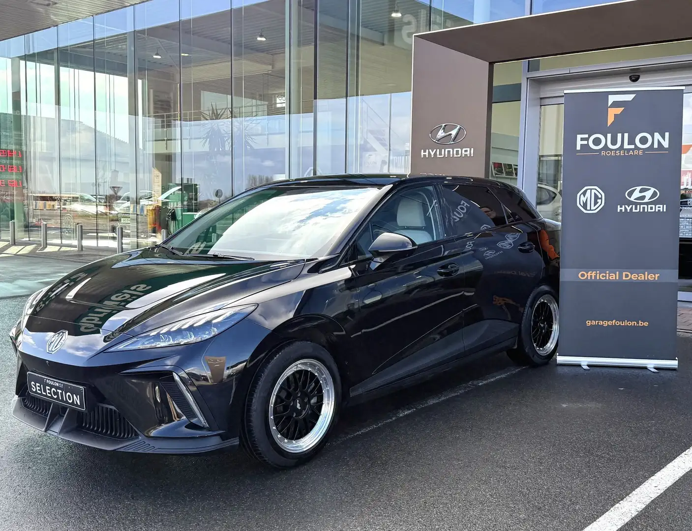 MG MG4 64Kwh Luxury Special edition - 1