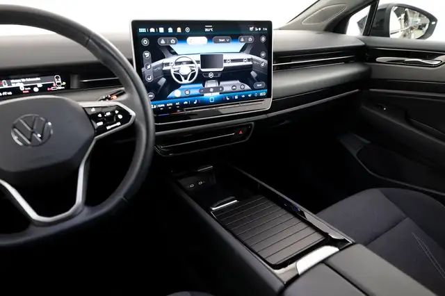 Volkswagen Id.7 view 12