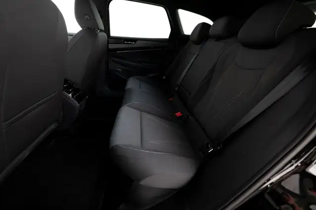 Volkswagen Id.7 view 8