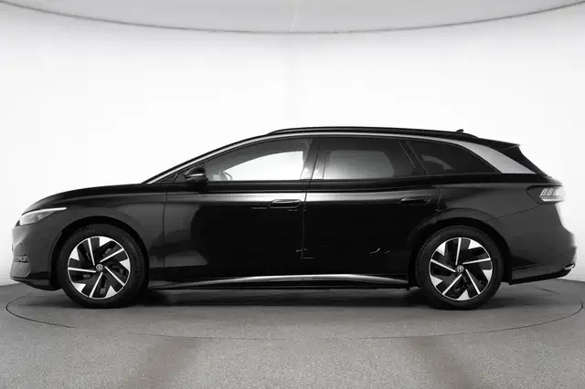 Volkswagen Id.7 view 3