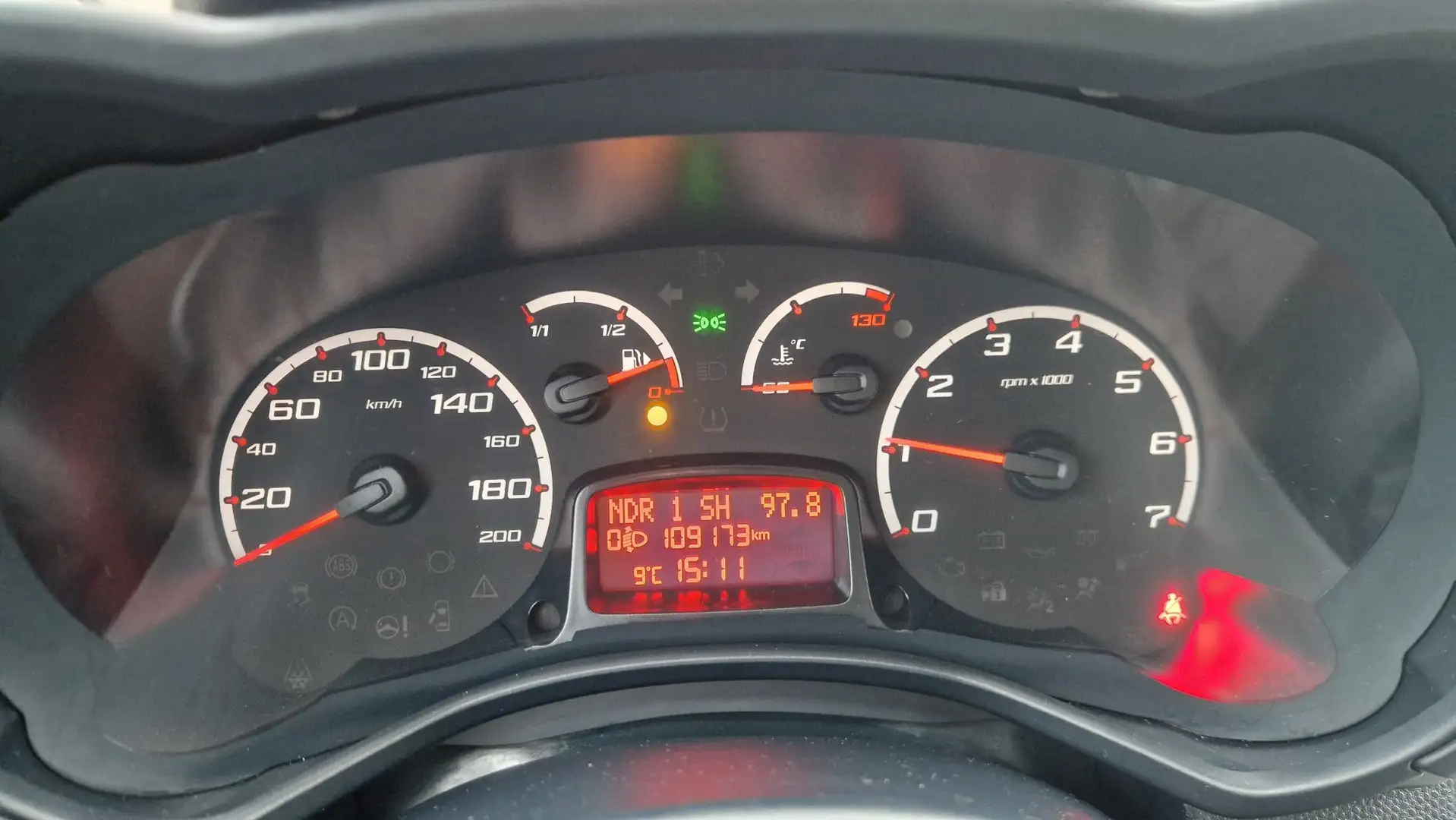 Ford Ka/Ka+ Ambiente *TÜV NEU*1. Hand*EURO 6*Parrot* Silber - 2