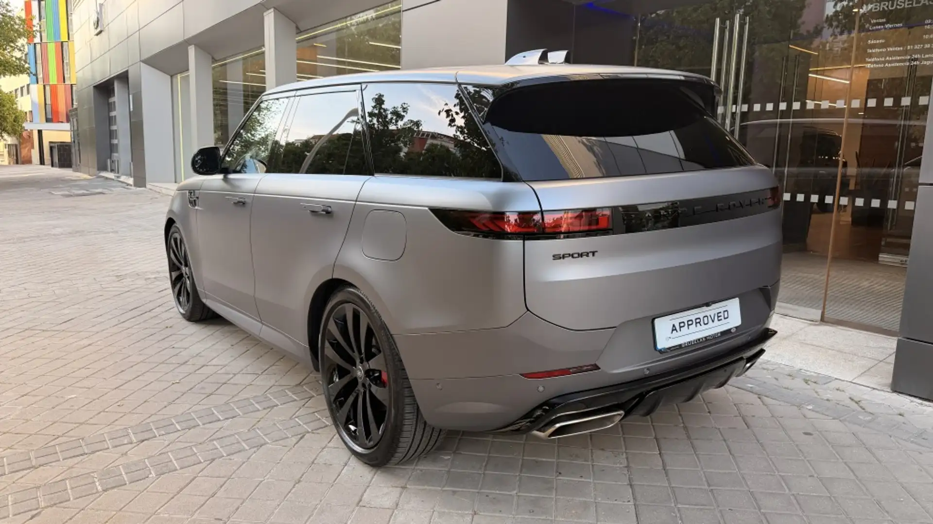 Land Rover Range Rover Sport 3.0 i6 PHEV Dynamic HSE 460 Gris - 2