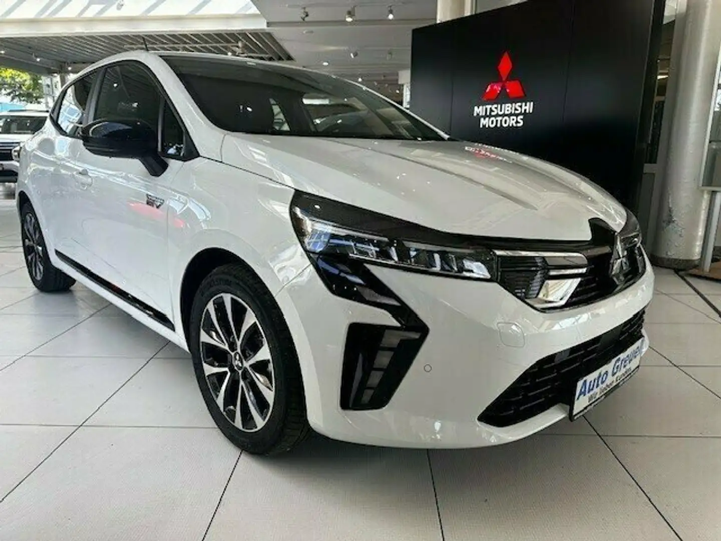 Mitsubishi Colt Plus Hybrid Automatik Blanc - 2