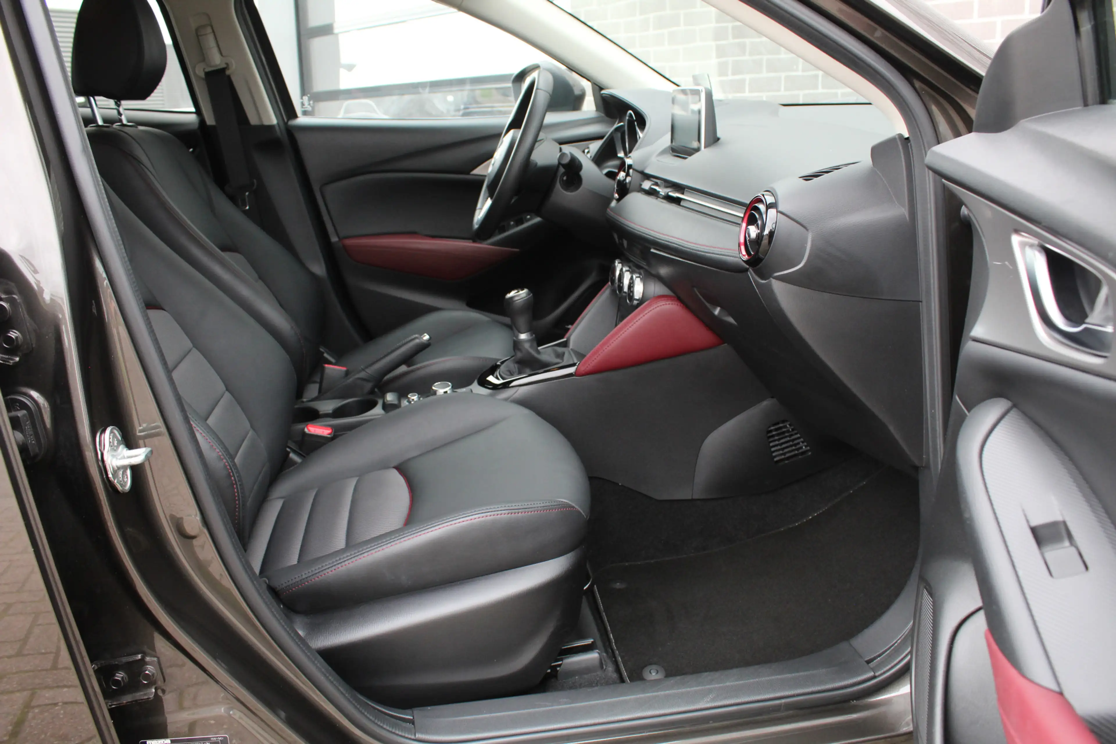 Mazda CX-3 2.0 SkyActiv-G 120 GT-M / HUD / Bose / Stoelverwar — photo 9