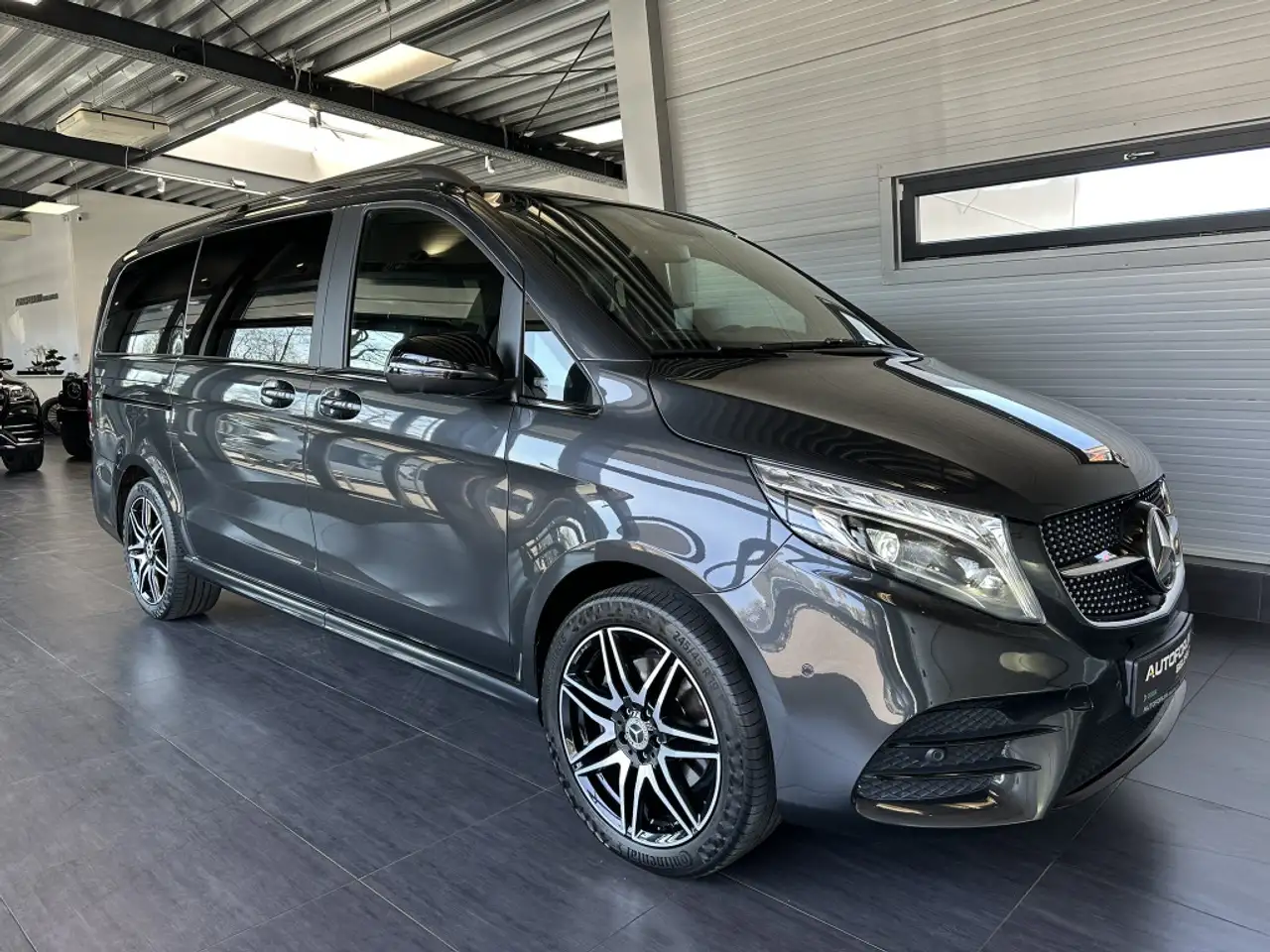 Mercedes-Benz V 300