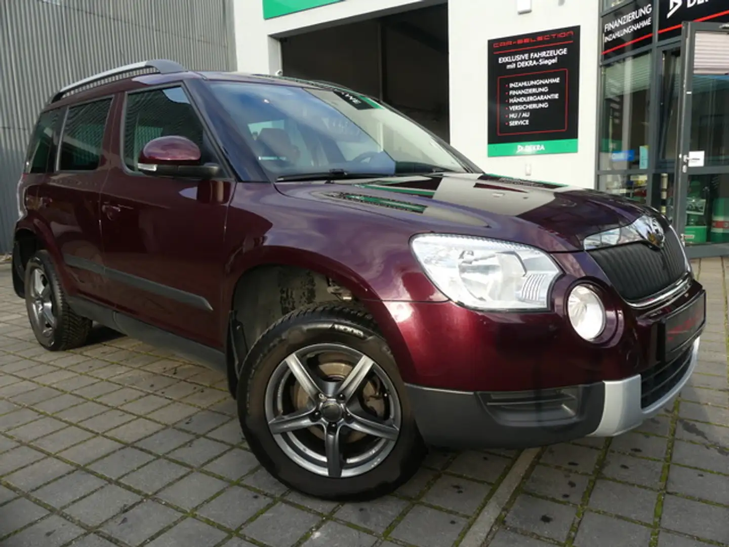 Skoda Yeti 1.2 TSi Active Edition 1.HAND/KLIMA/SITZH Rot - 1