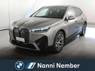 xdrive50 pacchetto sportivo