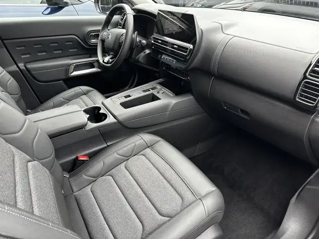 Citroen C5 Aircross view 2