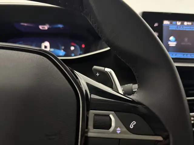 Peugeot 208 view 28