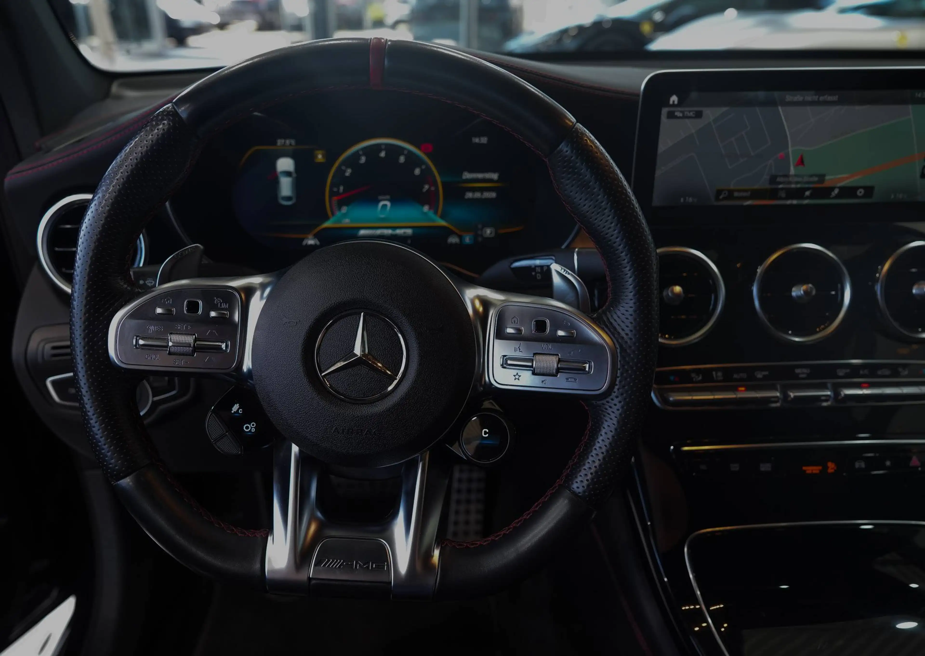 Mercedes-Benz GLC 43 AMG 4Matic*AMG-PERF.*NIGHT*360°* — photo 13