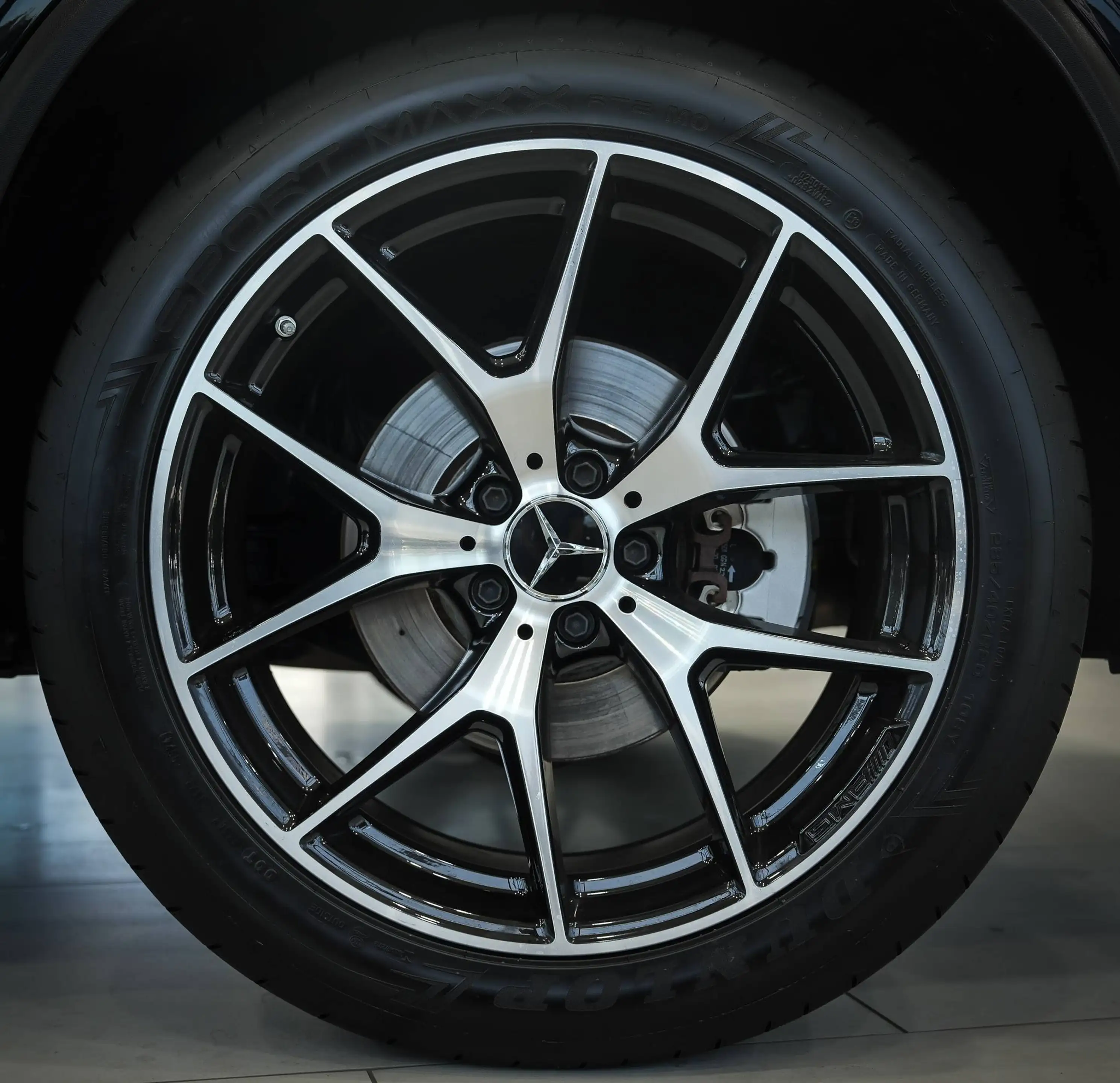Mercedes-Benz GLC 43 AMG 4Matic*AMG-PERF.*NIGHT*360°* — photo 8