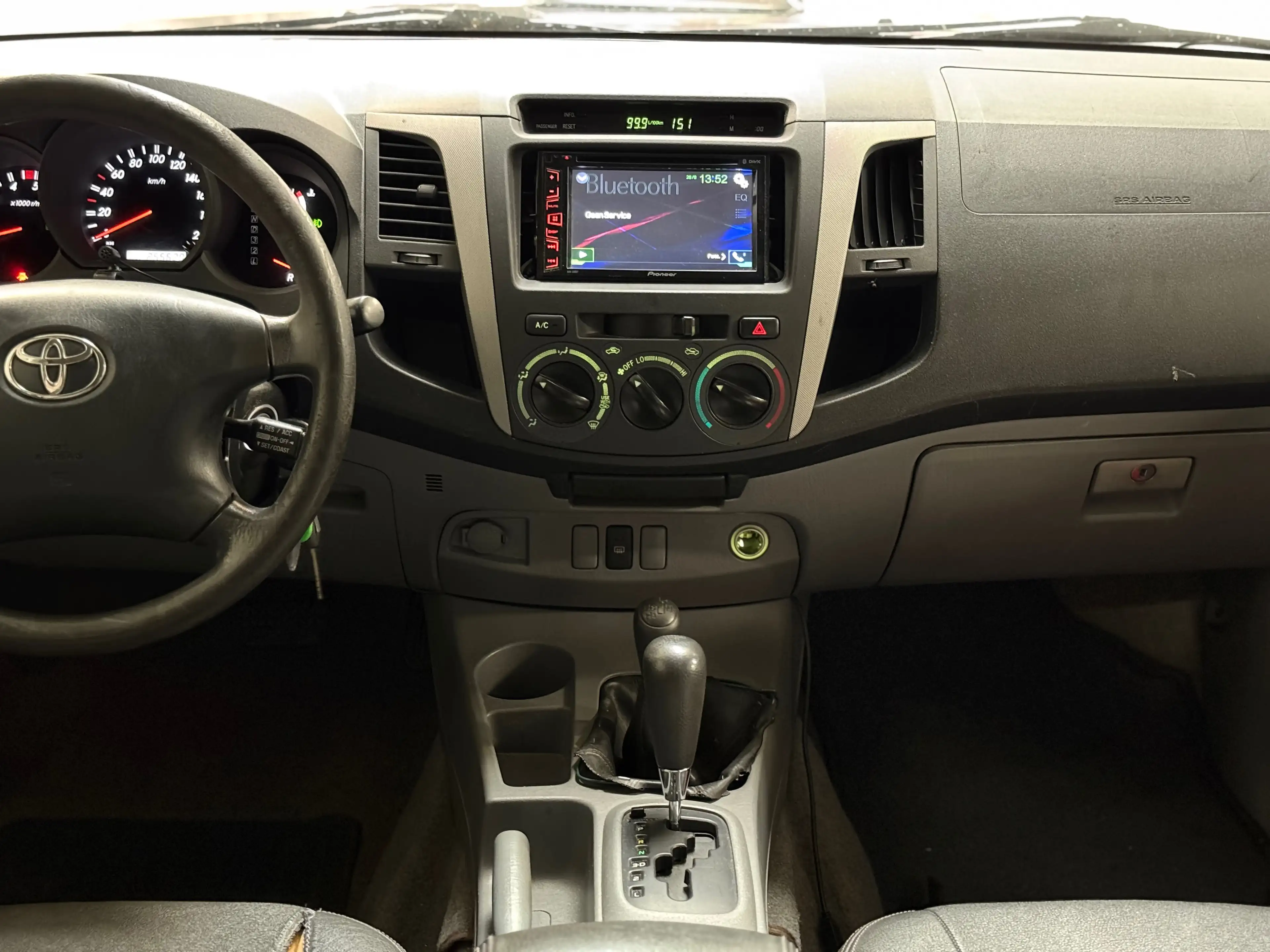 Toyota Hilux 3.0 Turbo D-4D 4WD Alaska // Hard-Top // Belge — photo 7