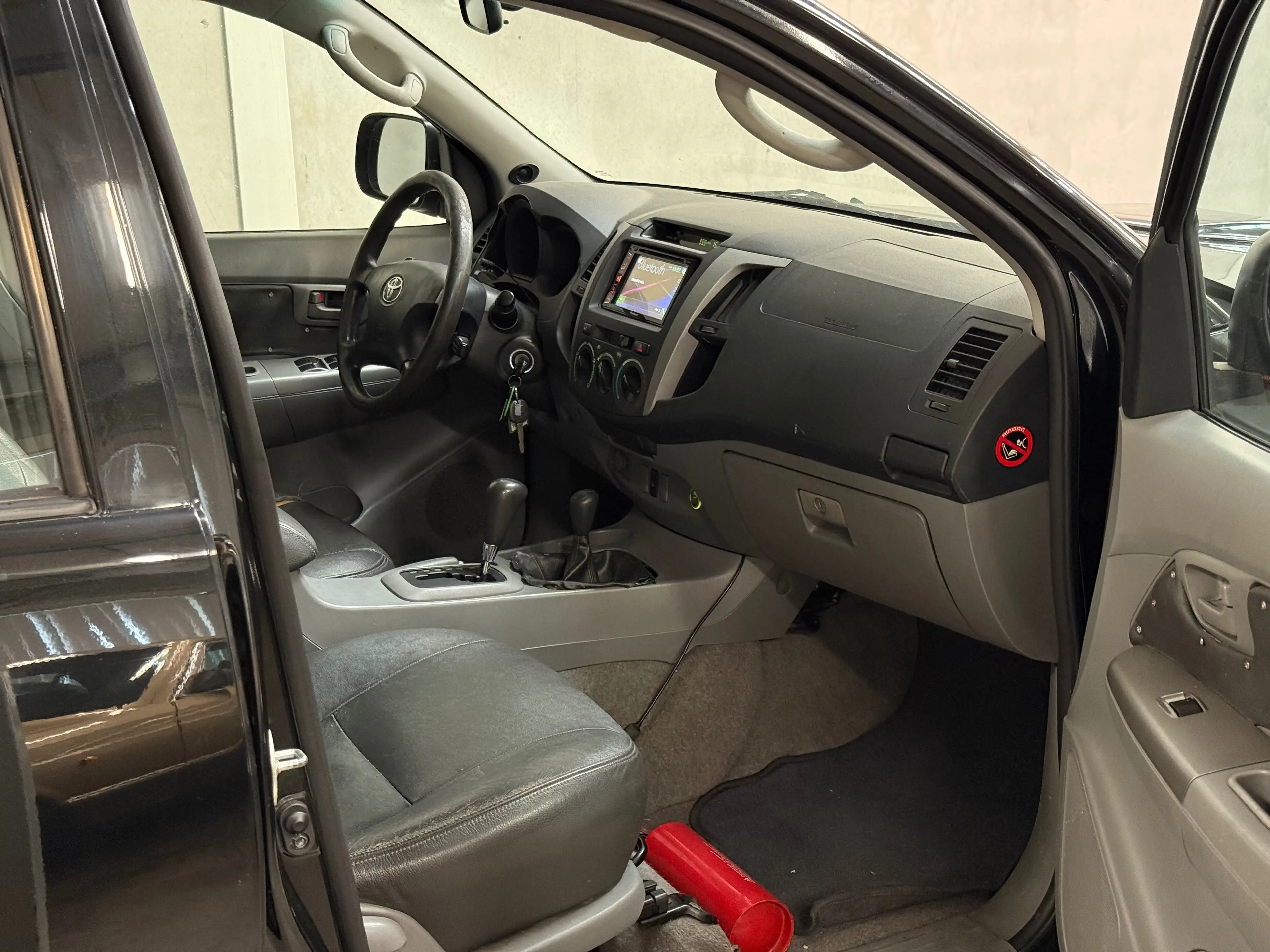 Toyota Hilux 3.0 Turbo D-4D 4WD Alaska // Hard-Top // Belge — photo 8