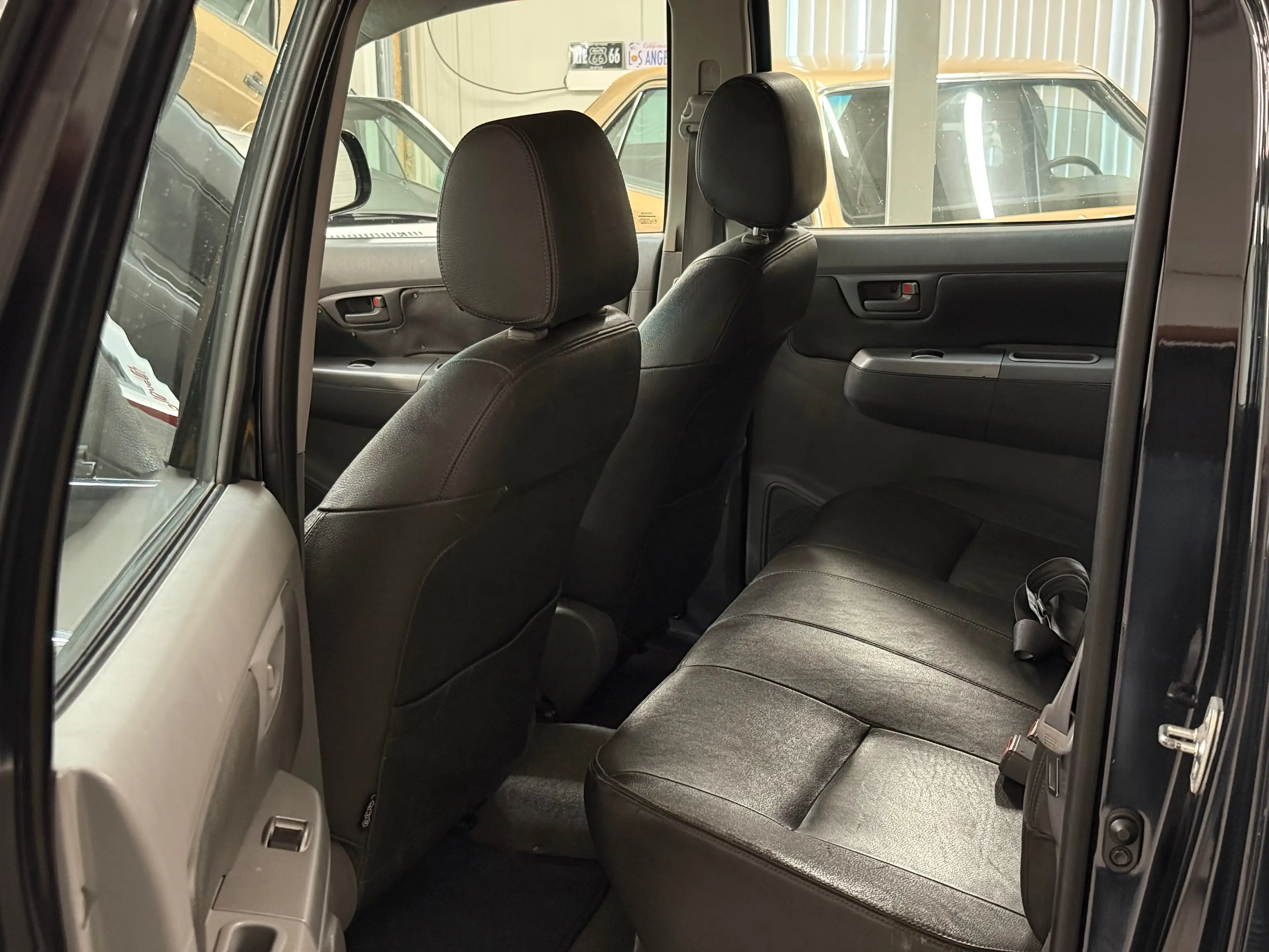 Toyota Hilux 3.0 Turbo D-4D 4WD Alaska // Hard-Top // Belge — photo 9