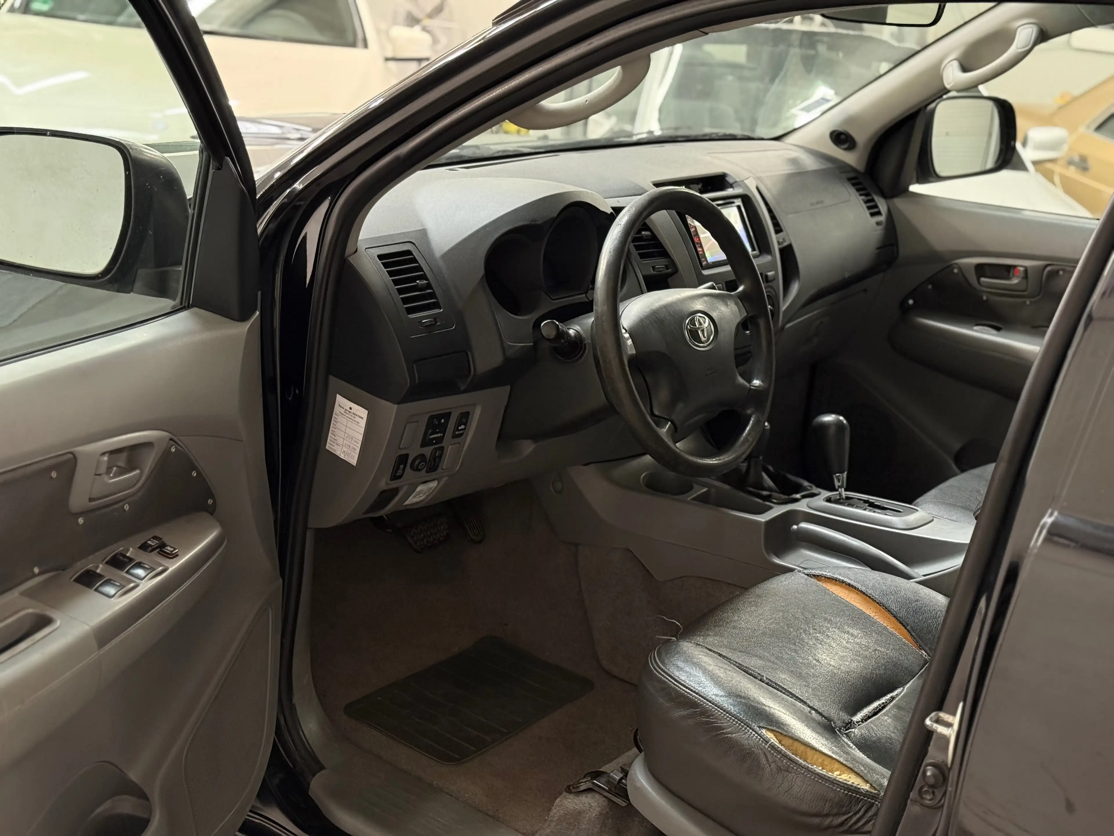 Toyota Hilux 3.0 Turbo D-4D 4WD Alaska // Hard-Top // Belge — photo 5