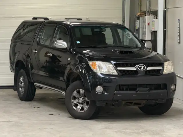 Toyota Hilux 3.0 Turbo D-4D 4WD Alaska // Hard-Top // Belge