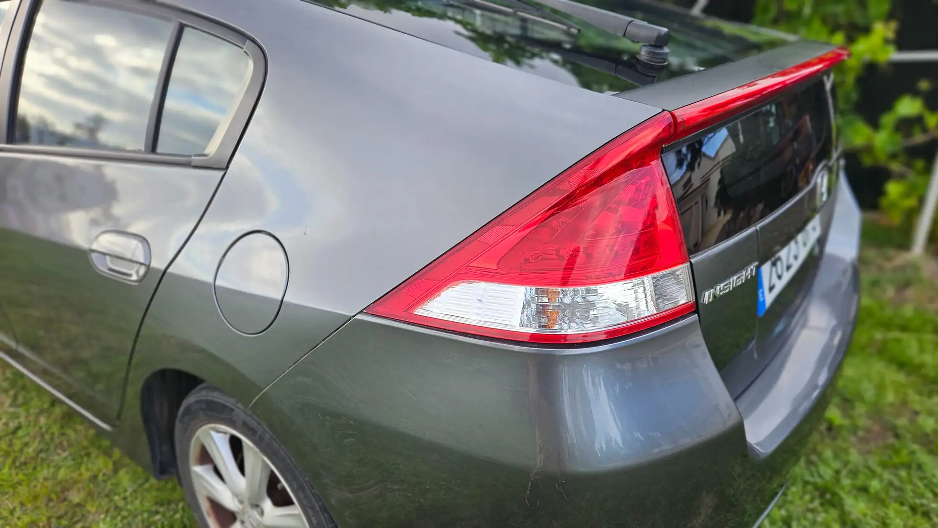 Honda Insight Insight 1.3i-VTEC IMA Executive Executive Šedá - 2