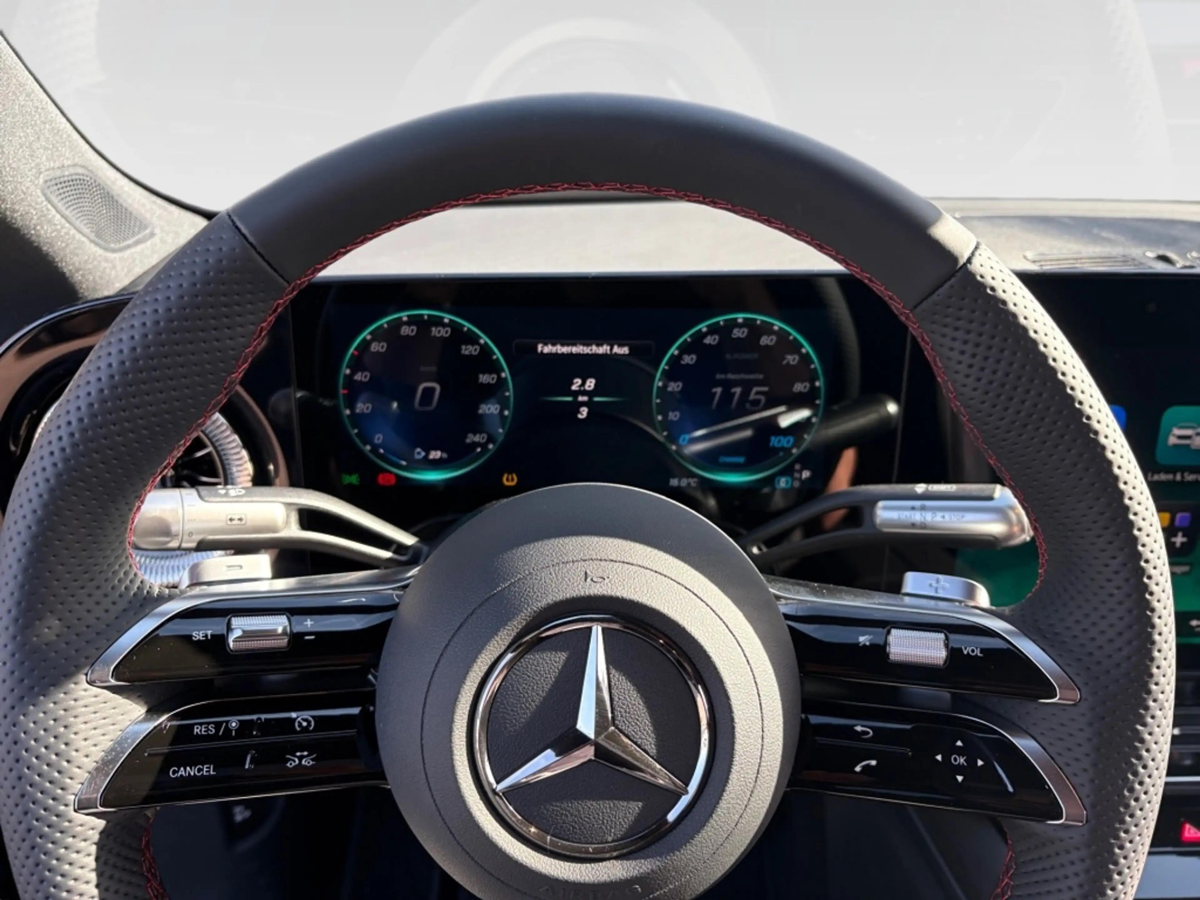 Mercedes-Benz CLA 200 AMG-Line+Night+Pano+DISTRO+KEYLESS+MBeam — photo 12