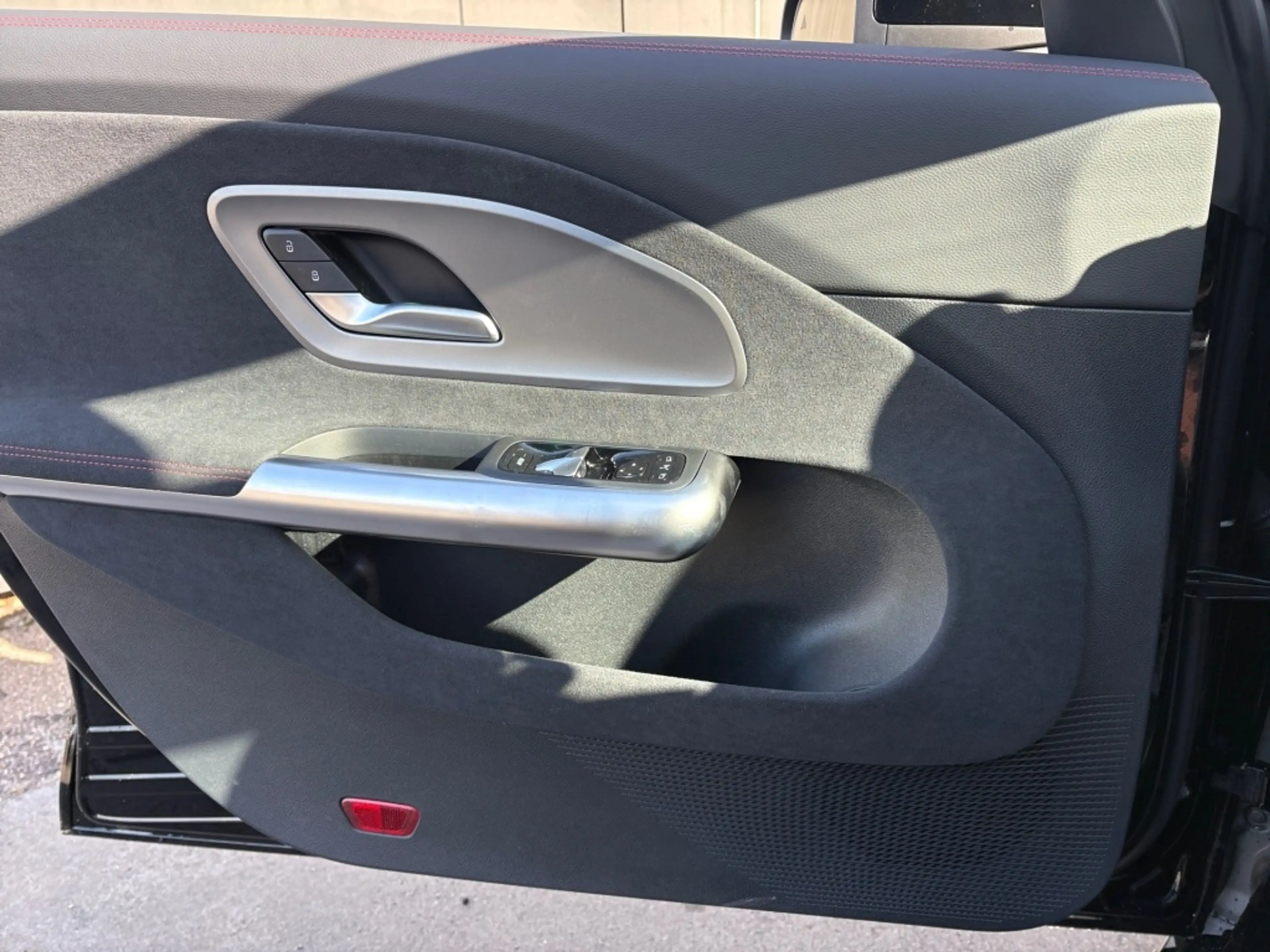 Mercedes-Benz CLA 200 AMG-Line+Night+Pano+DISTRO+KEYLESS+MBeam — photo 15
