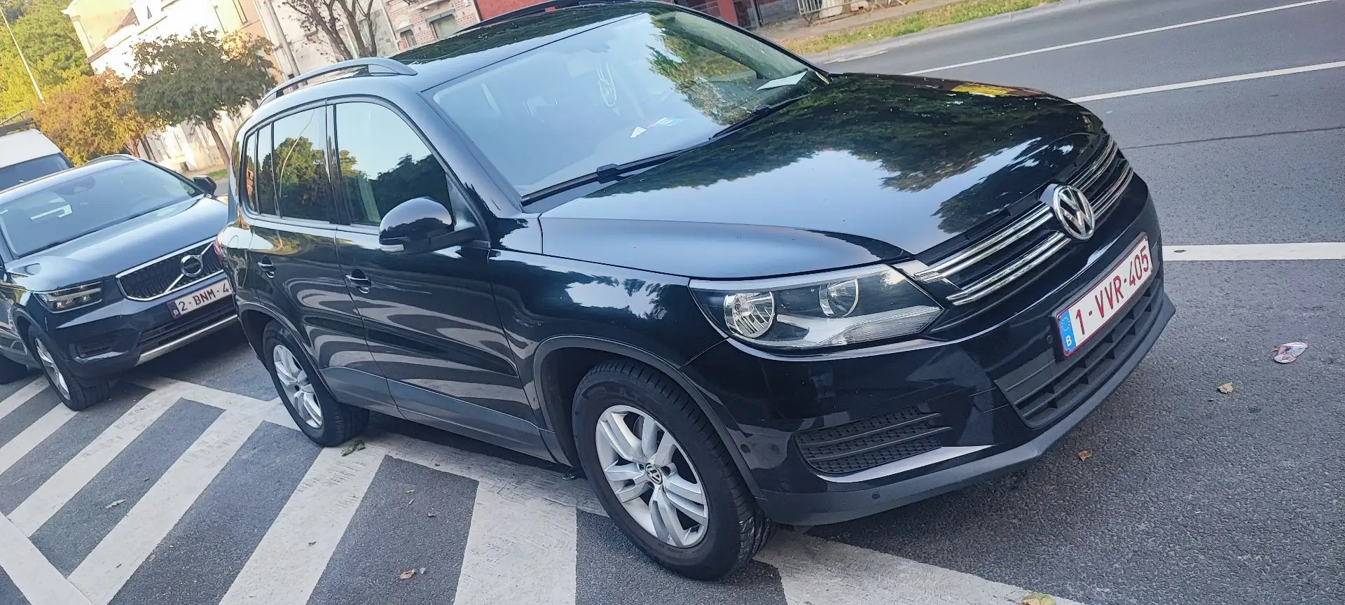 Volkswagen Tiguan 2.0 TDI 110 FAP BlueMotion Technology Série Spécia - 1
