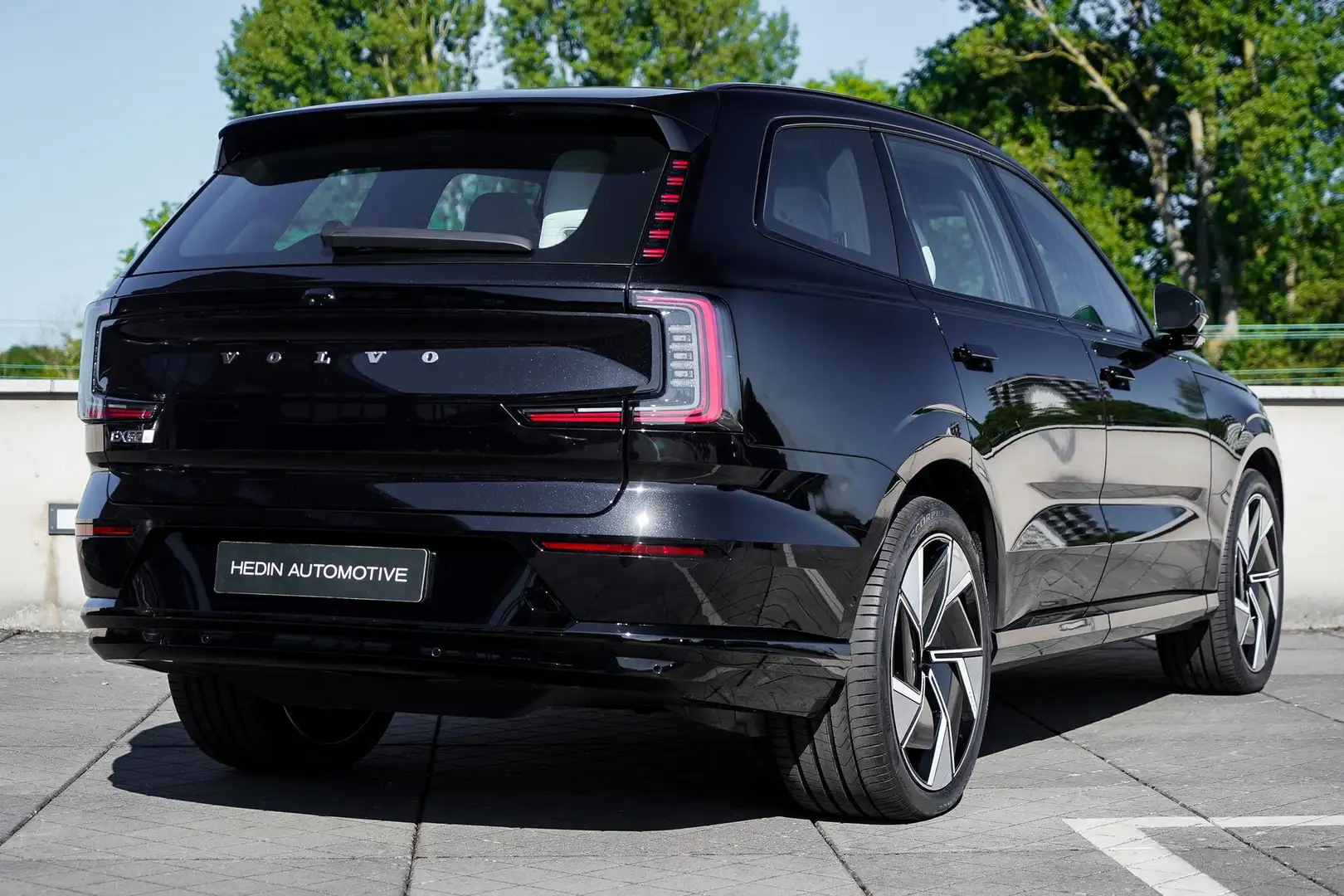 Volvo EX90 Twin Motor Performance Ultra 7p. 111 kWh Bowers&Wi Schwarz - 2