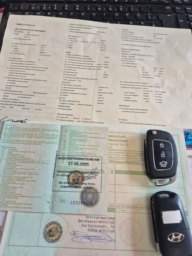Hyundai iX35 Comfort 1.Hand Schwarz - 2