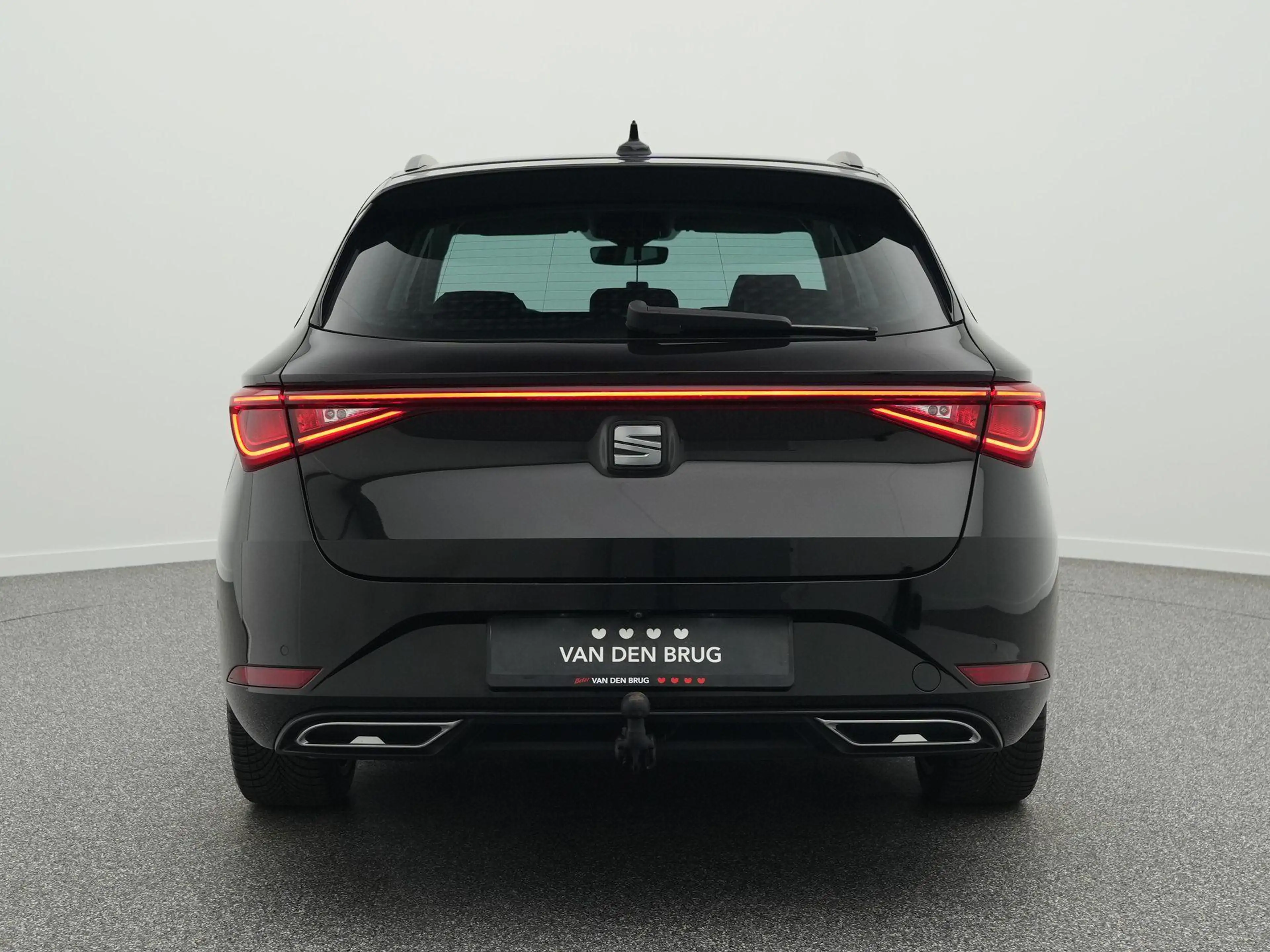 SEAT Leon e-Hybrid Sportstourer 1.4 TSI 204pk eHybrid PHEV FR | Trekh — photo 5