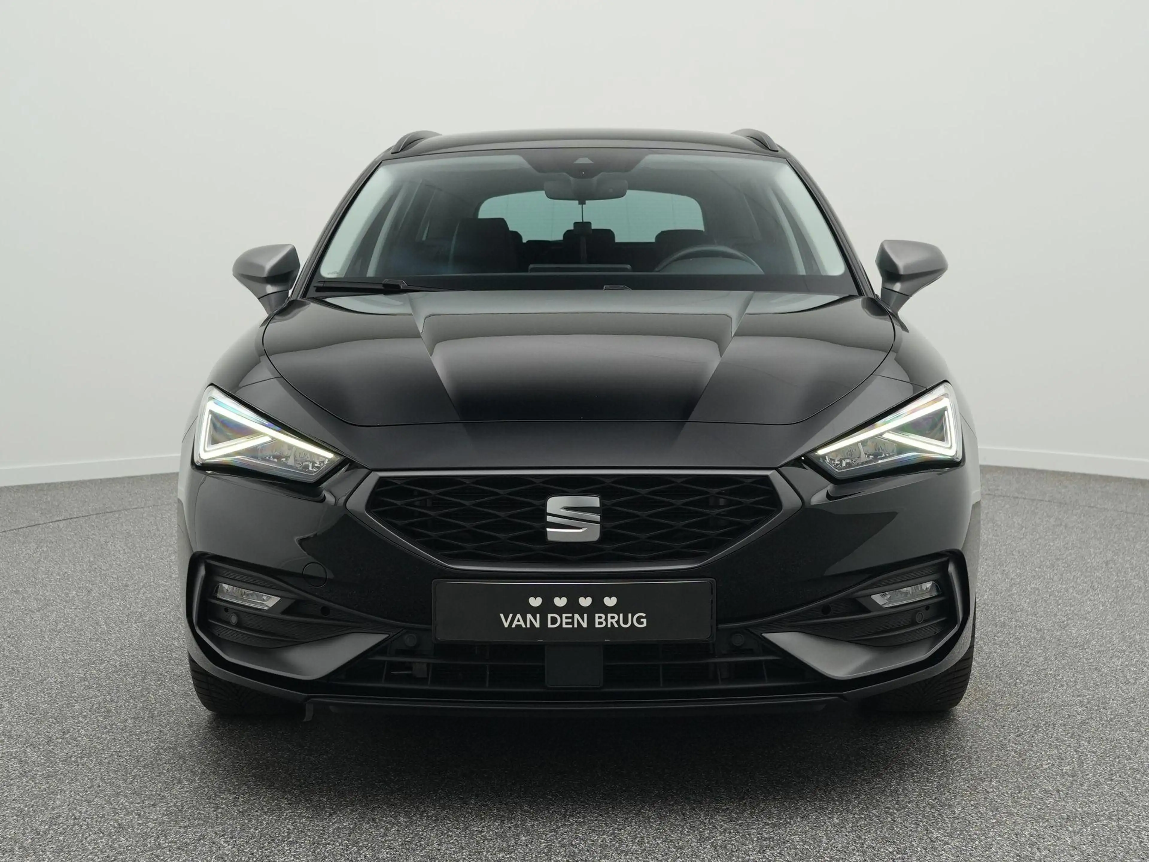 SEAT Leon e-Hybrid Sportstourer 1.4 TSI 204pk eHybrid PHEV FR | Trekh — photo 4