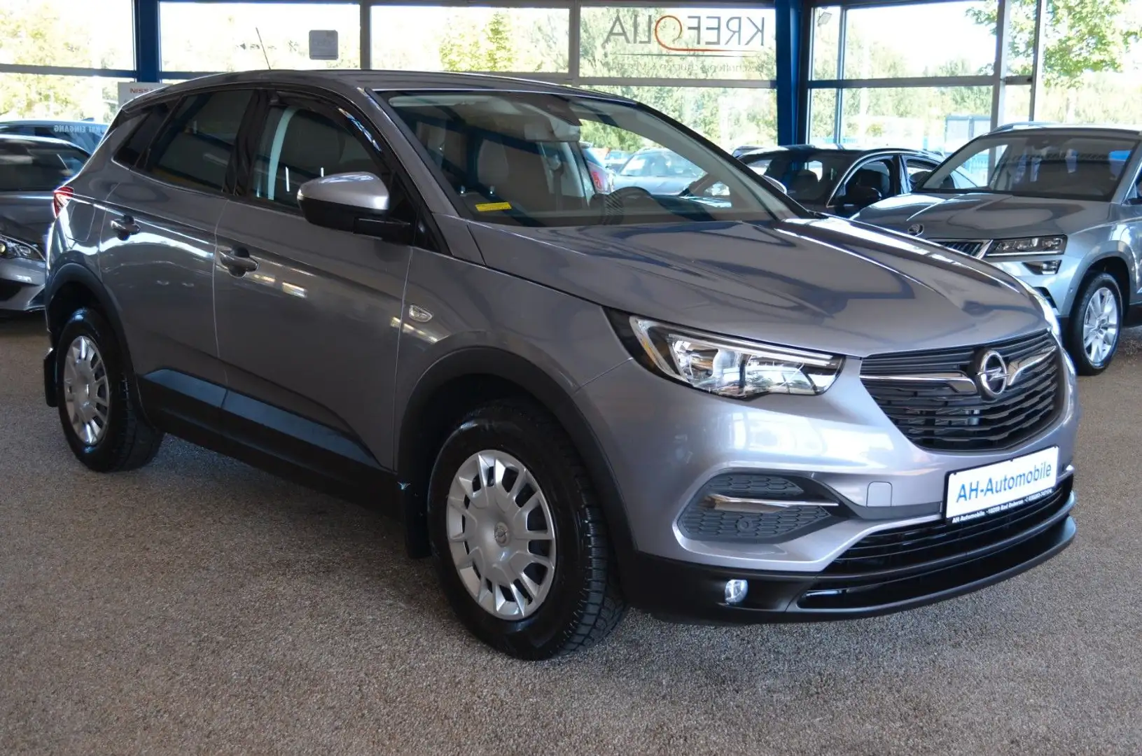 Opel Grandland X Grandland AUTOMATIK / 1.HAND / PDC / 36TKM / AHK Grau - 2