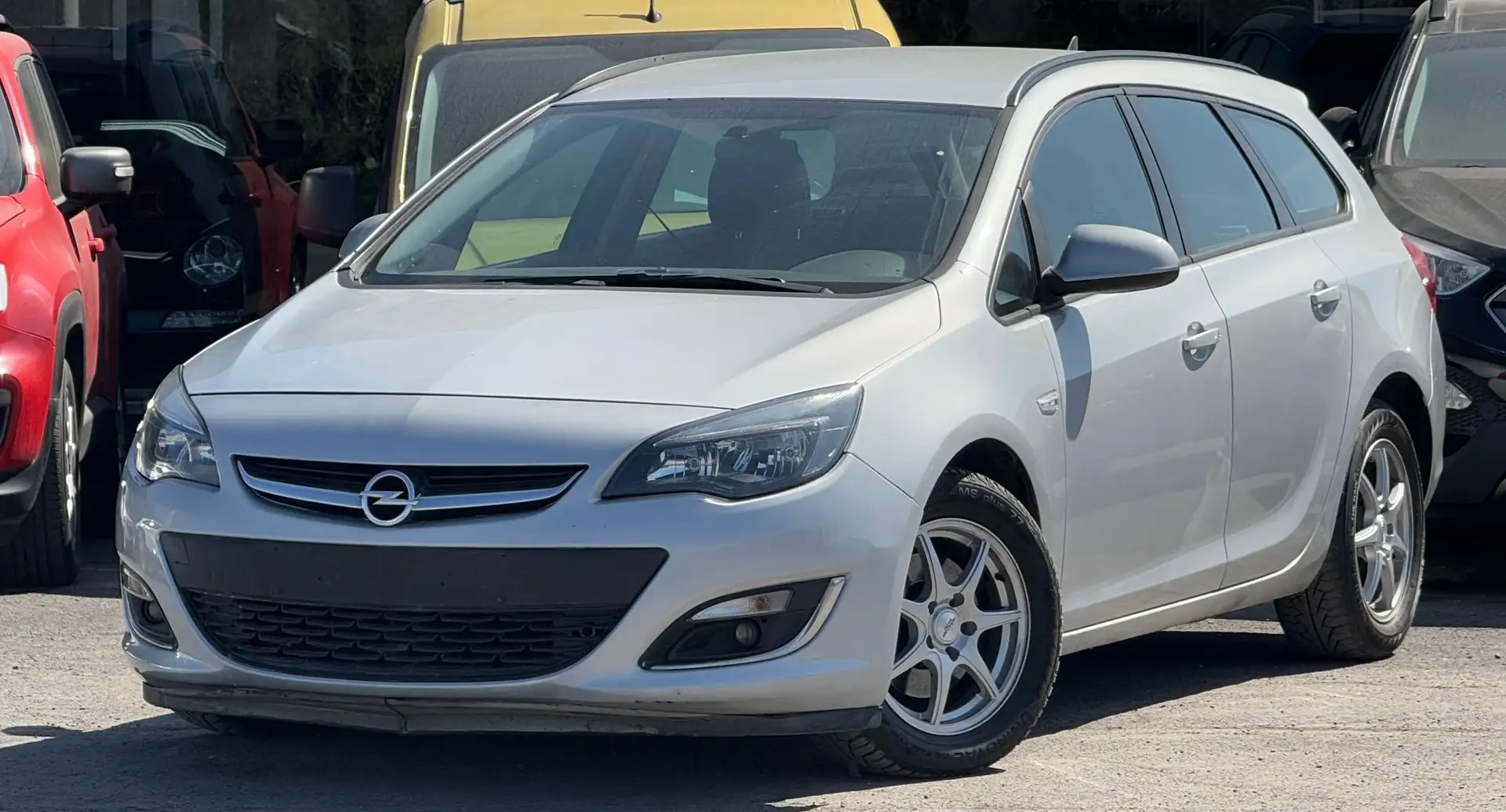 Opel Astra ASTRA SPORTS TOURER 1.7 CDTI 110 CH FAP PACK CLIM Argent - 2