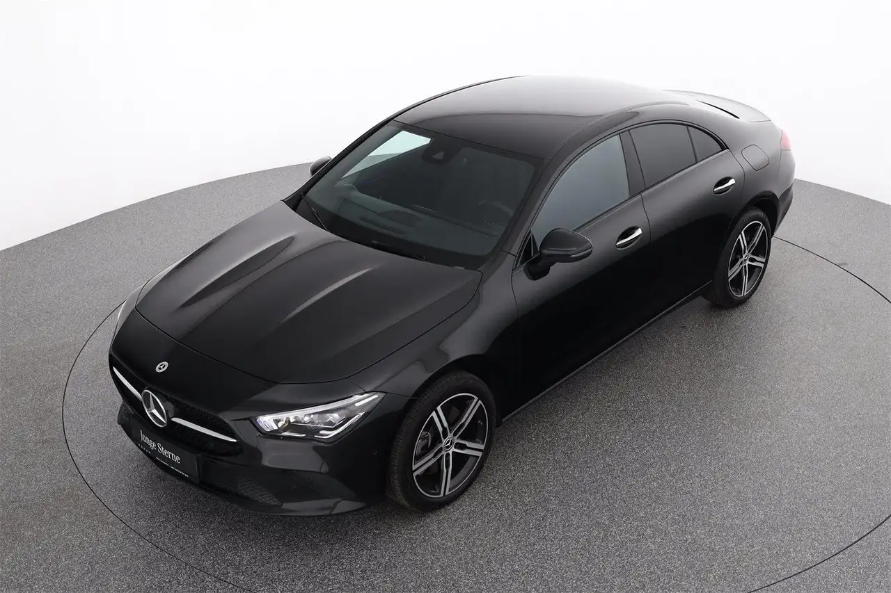 Mercedes-Benz CLA 250 e PHEV Keyless-Go-Paket Nightpaket 7