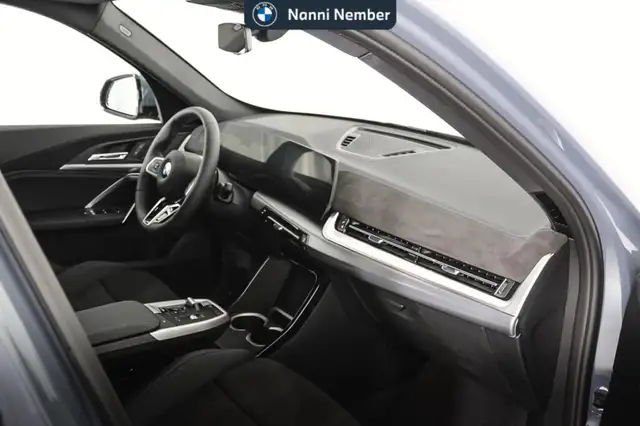 BMW X1 view 8