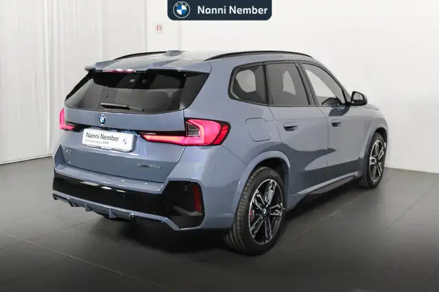 BMW X1 view 3