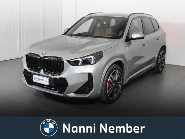 BMW X1 main image