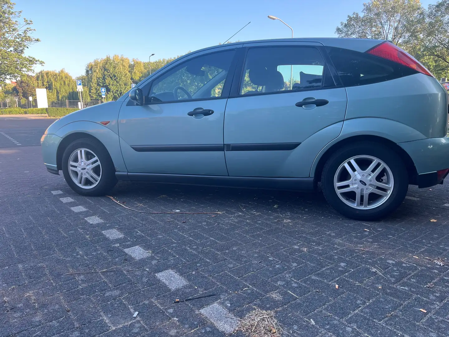 Ford Focus Focus 1.6-16V Trend Vert - 2