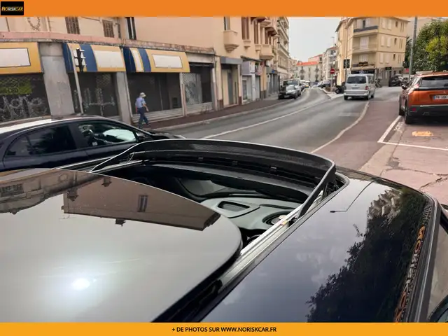 Mini Hatch view 14