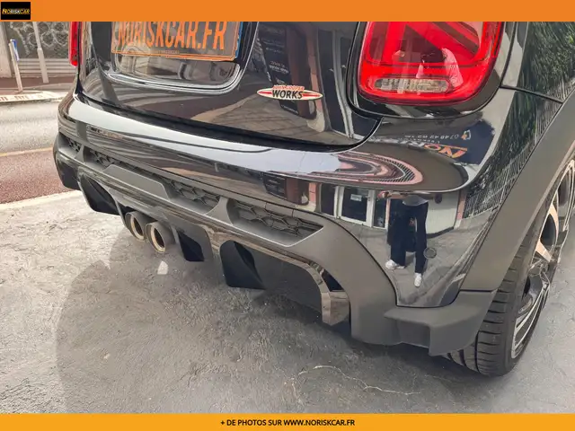 Mini Hatch view 11