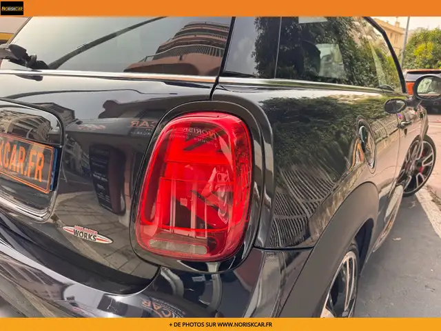 Mini Hatch view 12