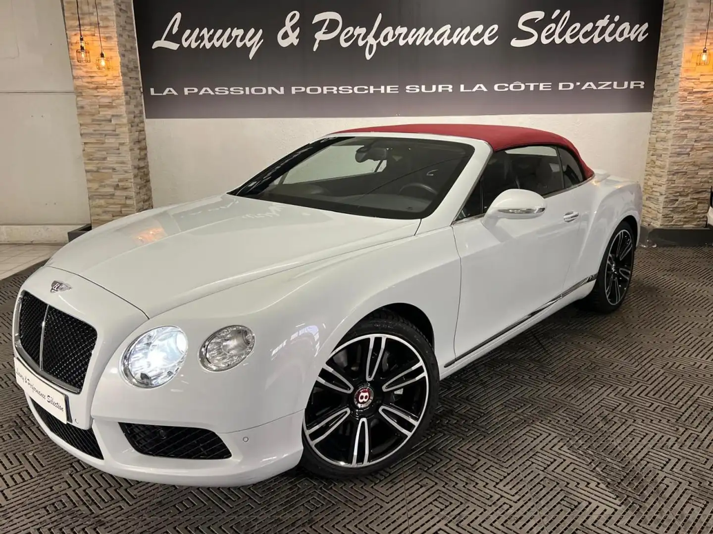 Bentley Continental GTC Cabriolet 4.0 V8 pack Mulliner - 37000km - Entretien complet à jour - Peinture nacrée Blanc - 1