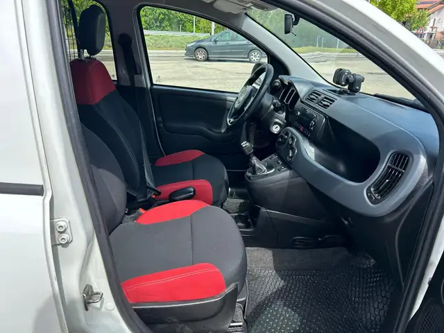 Fiat Panda view 8