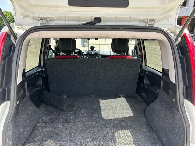 Fiat Panda view 11