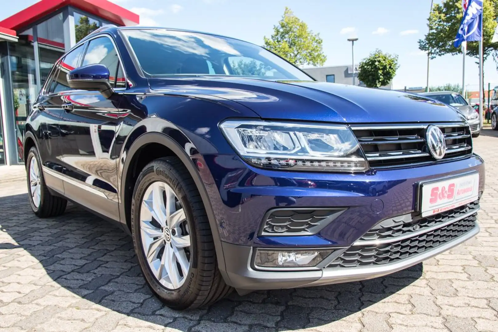 Volkswagen Tiguan 1.5 TSI Highline Autom. ACC/NAVI/LED/RÜ-C Blau - 2