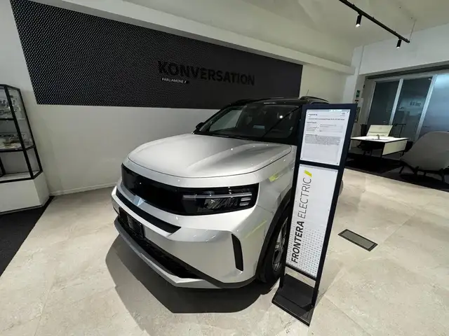 Opel Frontera Frontera Full Electric Extended Range GS Kristall Silver 113cv auto