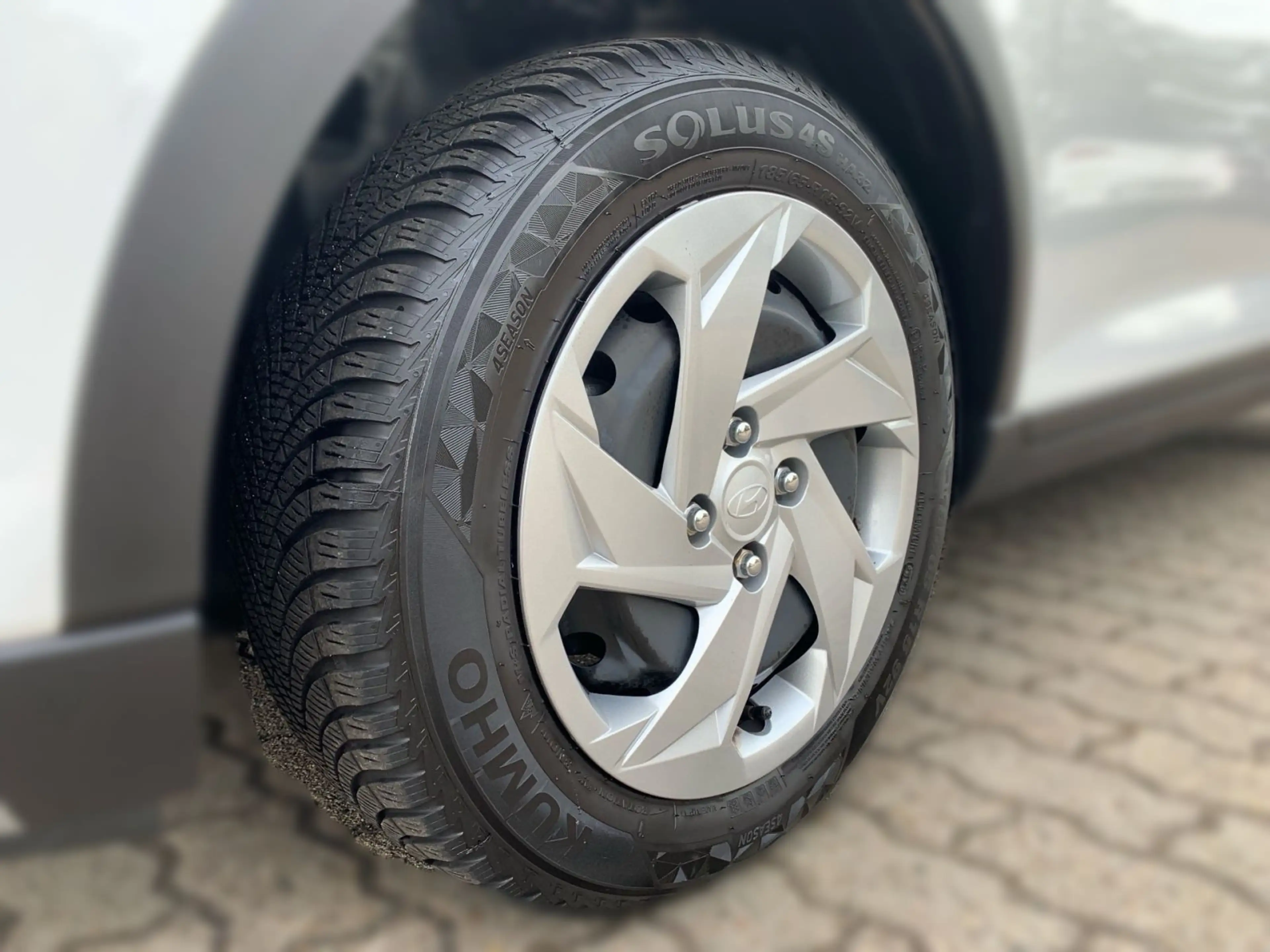 Hyundai BAYON 1.0 T-GDI Select Navi Kamera Allwetter — photo 9