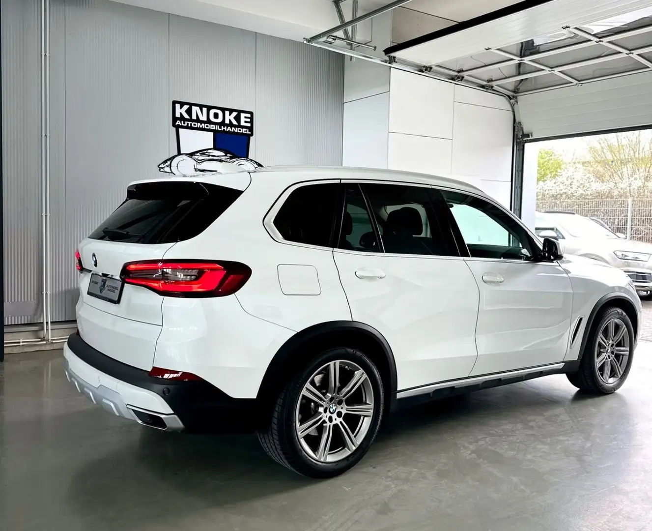 BMW X5 xDrive Individual PANO/Head-Up/Stdhz./7-Sitze White - 2