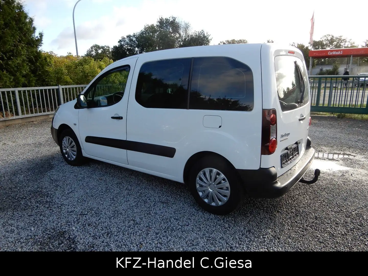Citroen Berlingo Kombi Live TÜV NEU Белый - 2