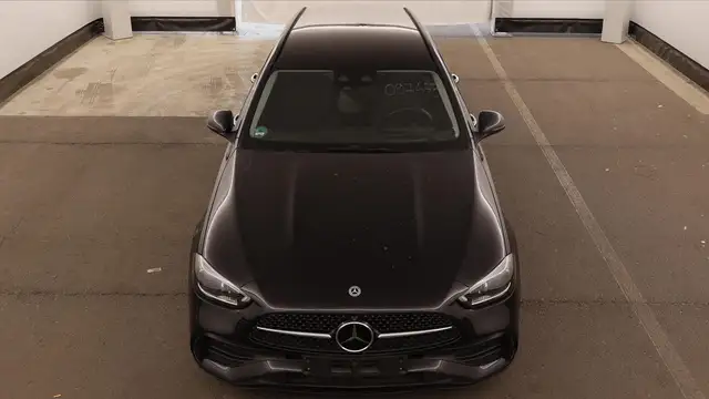 Mercedes-Benz C-Class view 8