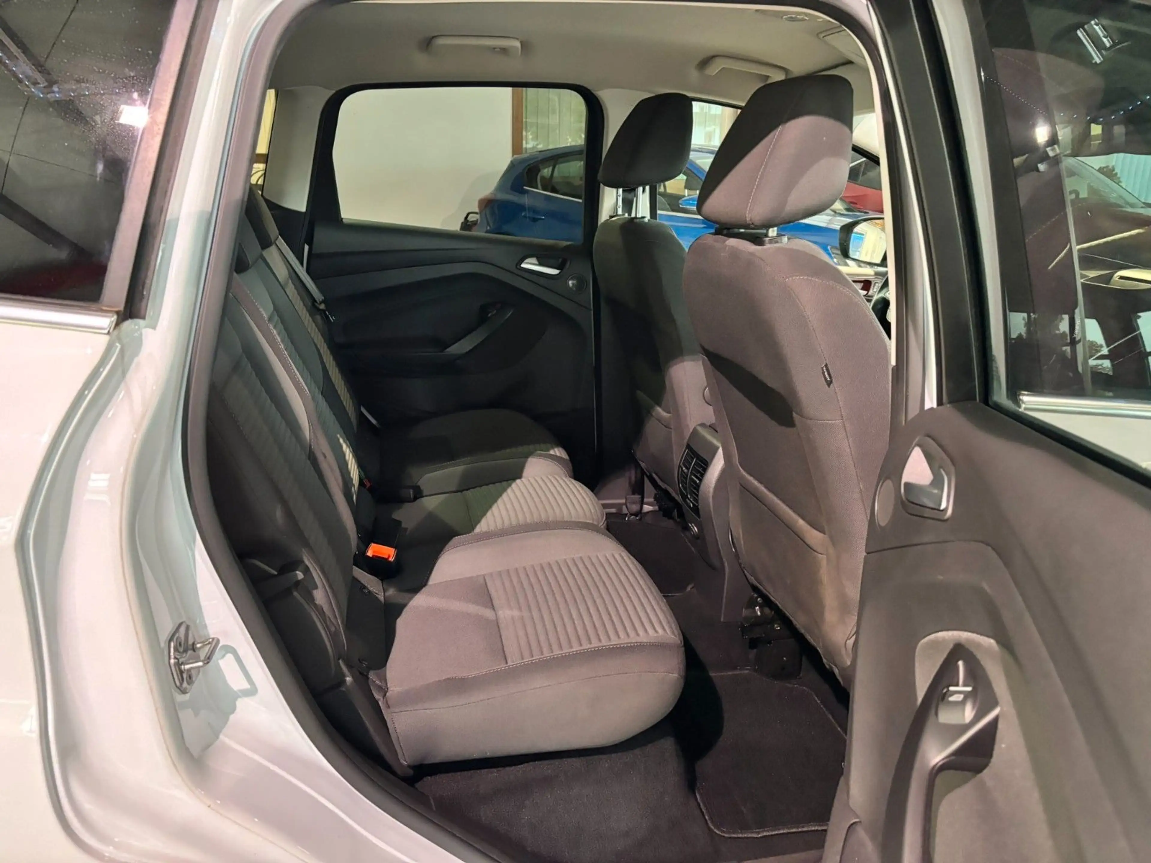 Ford C-Max Titanium  Klimaautomatik DAB+ — photo 12