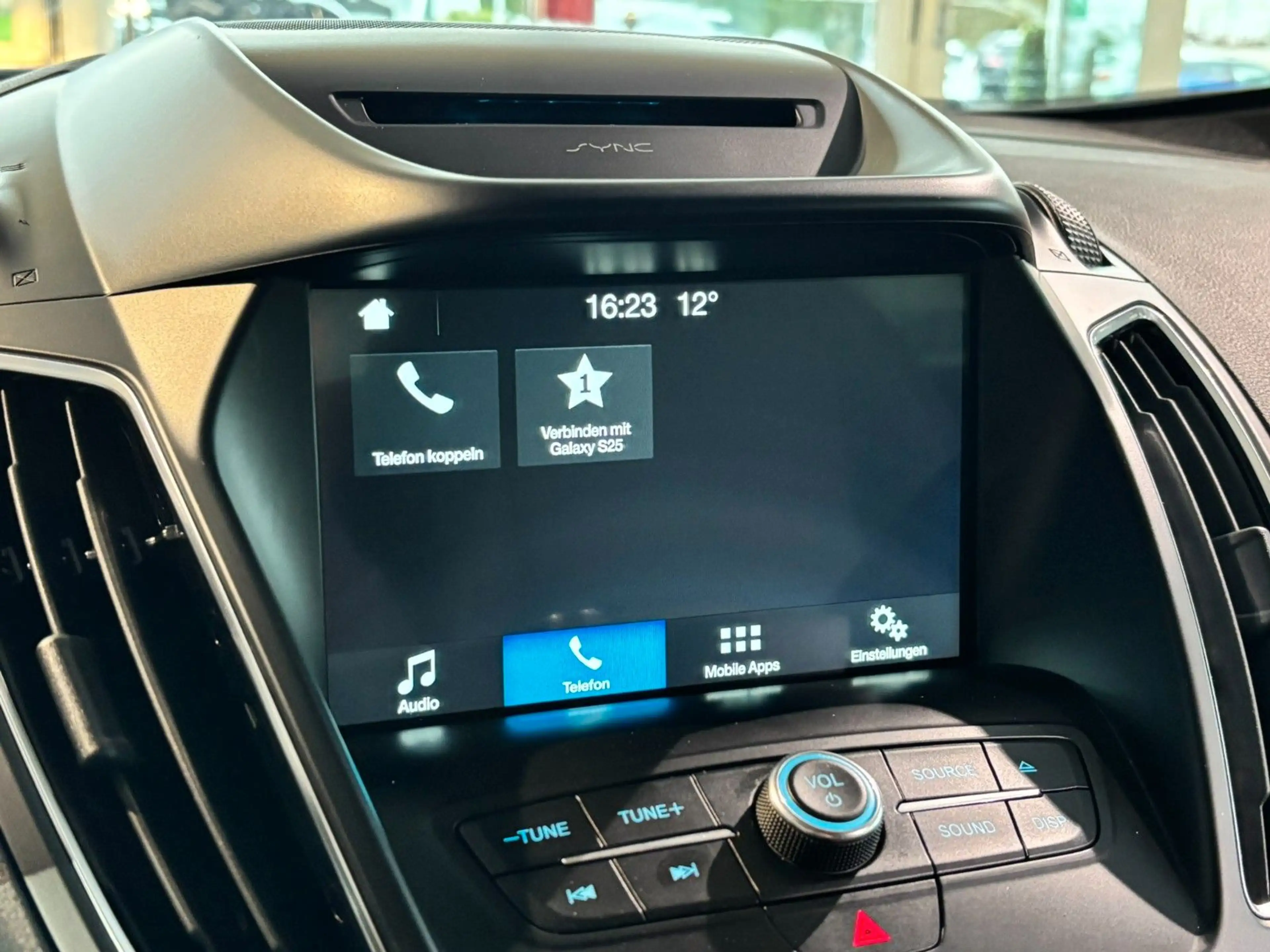 Ford C-Max Titanium  Klimaautomatik DAB+ — photo 28